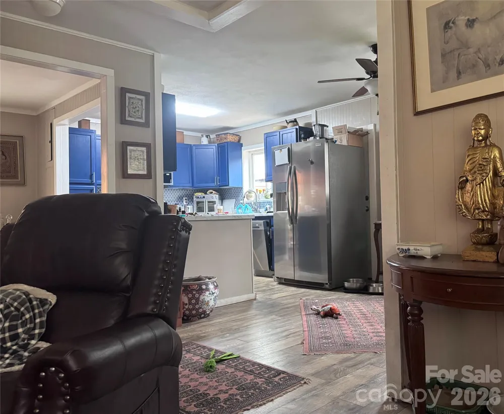 450 W Piney Mountain Road Whittier, NC 28789