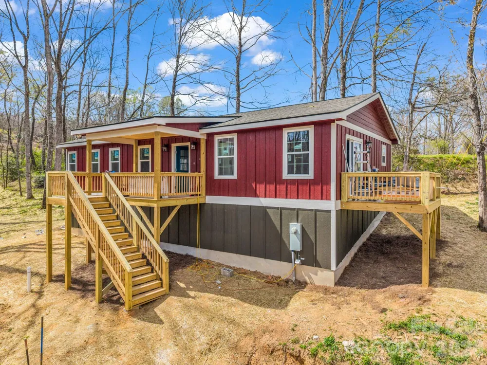 1458 Pickens Highway Rosman, NC 28772