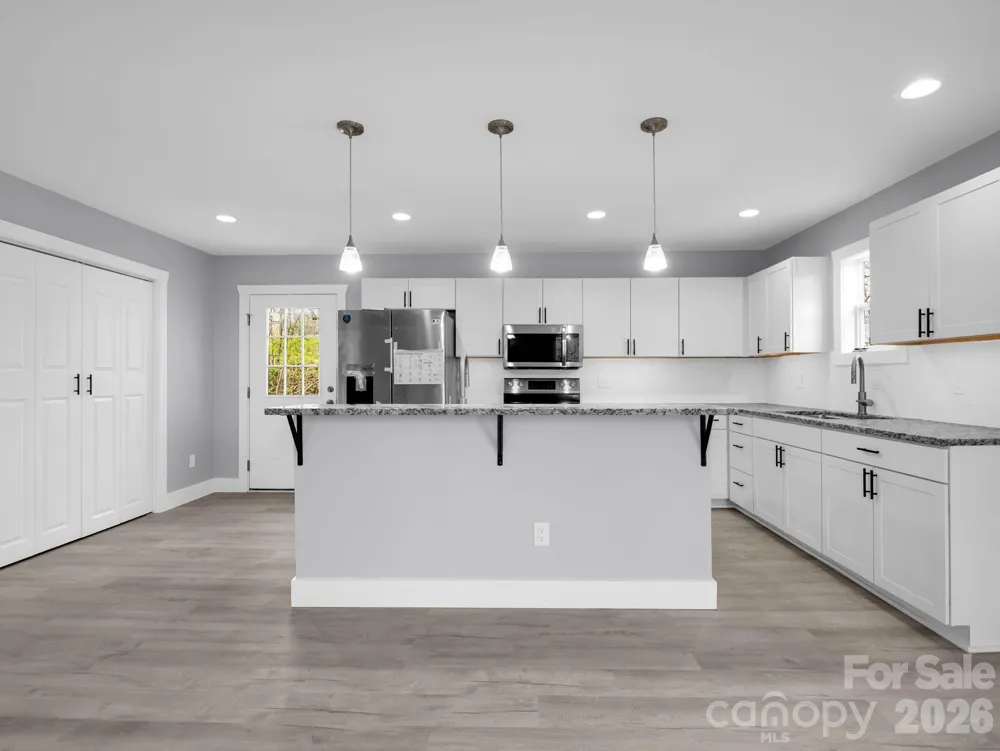 1458 Pickens Highway Rosman, NC 28772