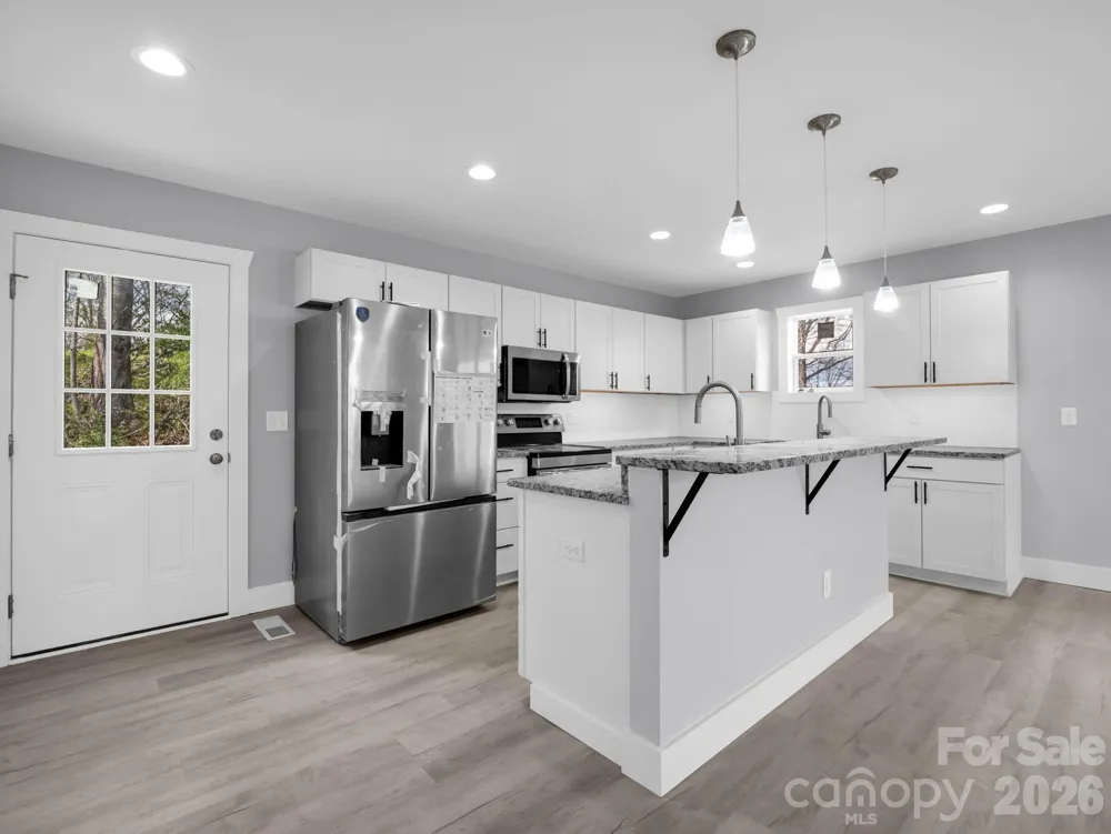 1458 Pickens Highway Rosman, NC 28772