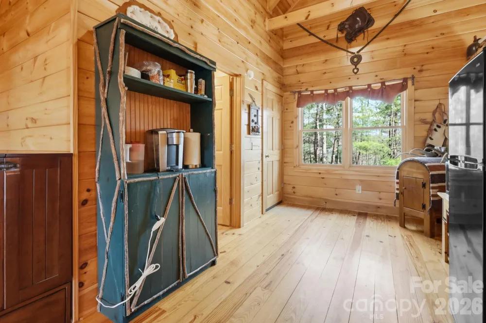 130 Hawkbill Road #+Barn+Apartment Ferguson, NC 28624
