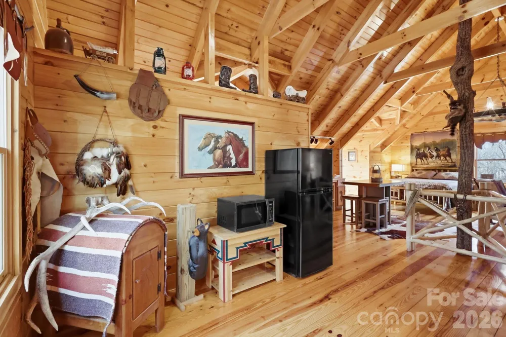 130 Hawkbill Road #+Barn+Apartment Ferguson, NC 28624