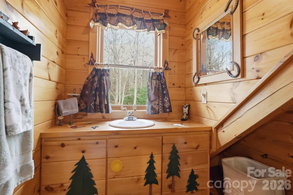 130 Hawkbill Road #+Barn+Apartment Ferguson, NC 28624