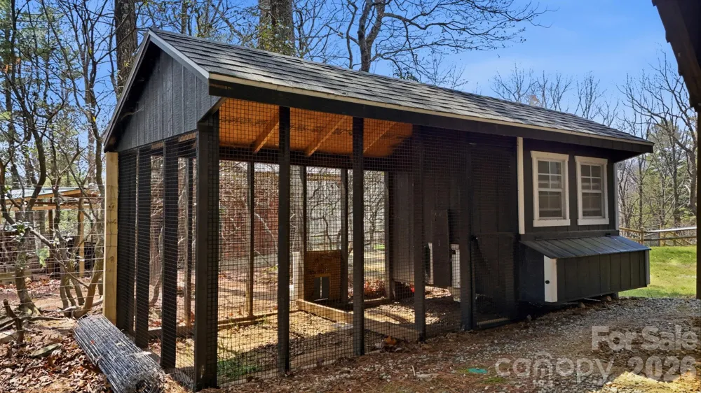 130 Hawkbill Road #+Barn+Apartment Ferguson, NC 28624