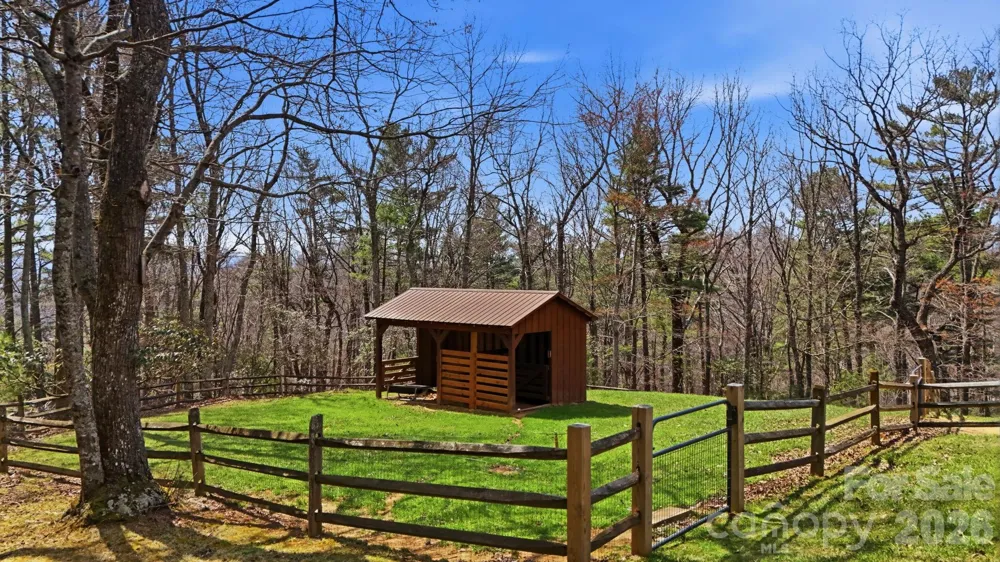 130 Hawkbill Road #+Barn+Apartment Ferguson, NC 28624