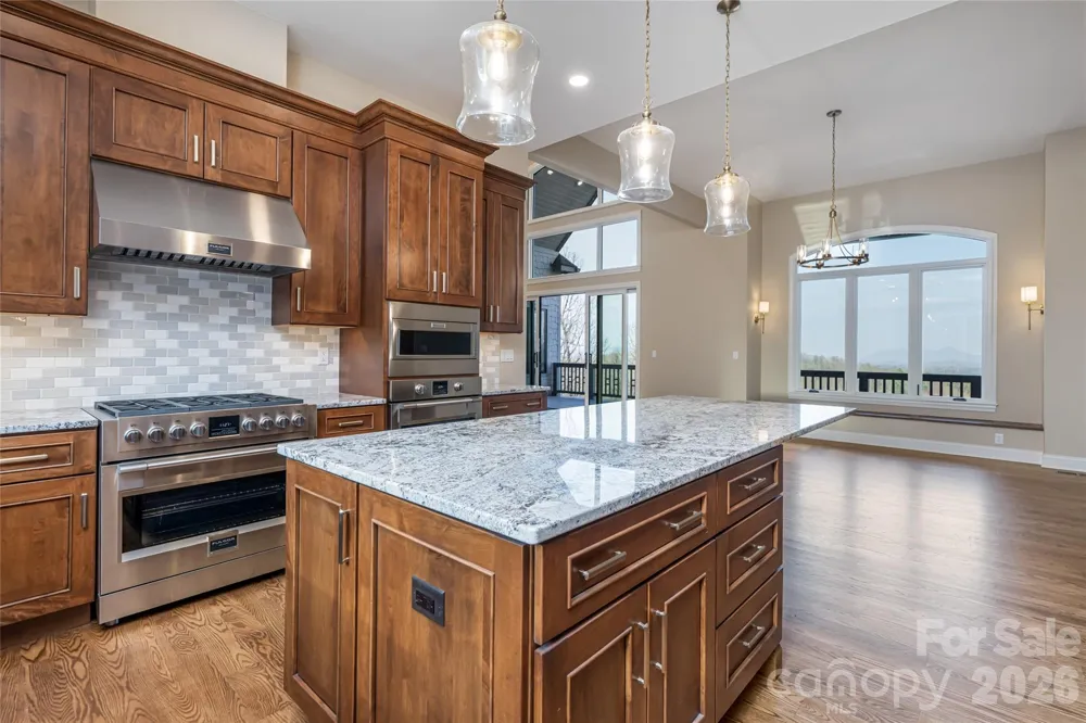 527 Falkirk Way Zirconia, NC 28790
