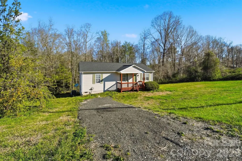828 Cline Avenue SW Valdese, NC 28690