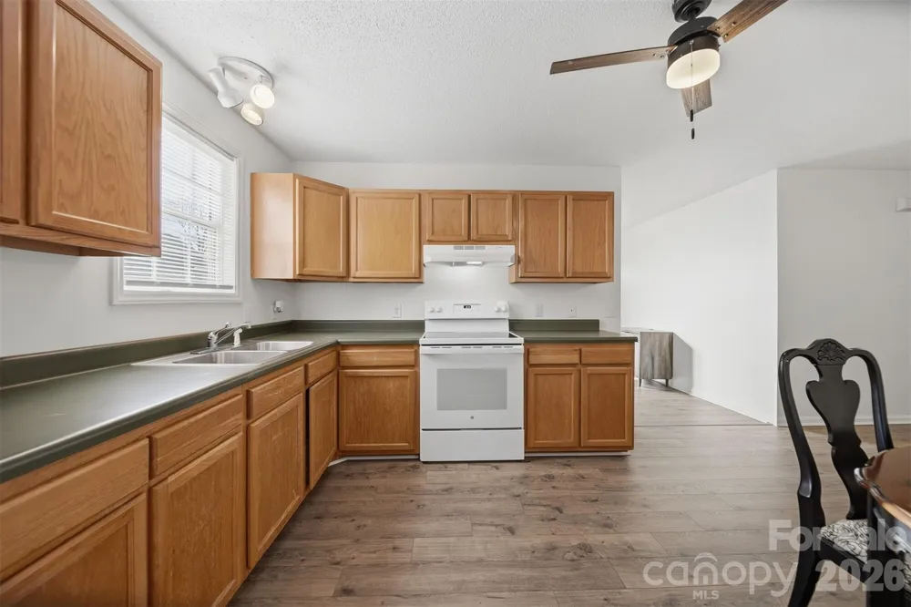 828 Cline Avenue SW Valdese, NC 28690