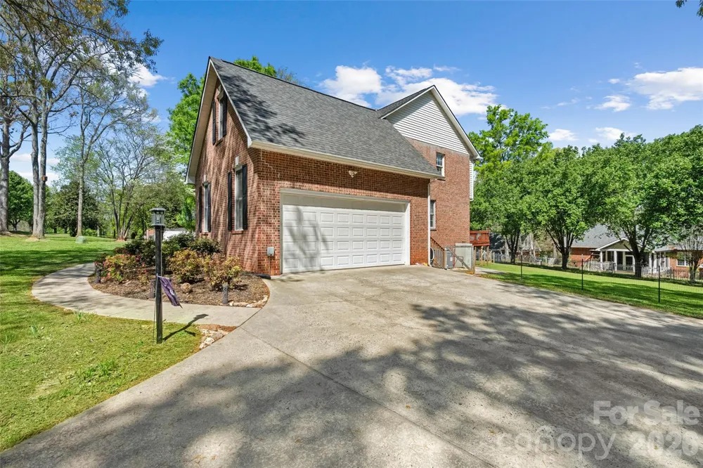 3447 Victorian Hills Drive Richburg, SC 29729