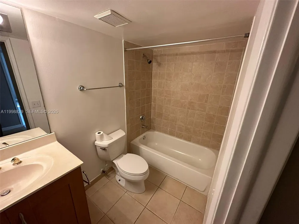3113 Clint Moore Rd #103 Boca Raton, FL 33496