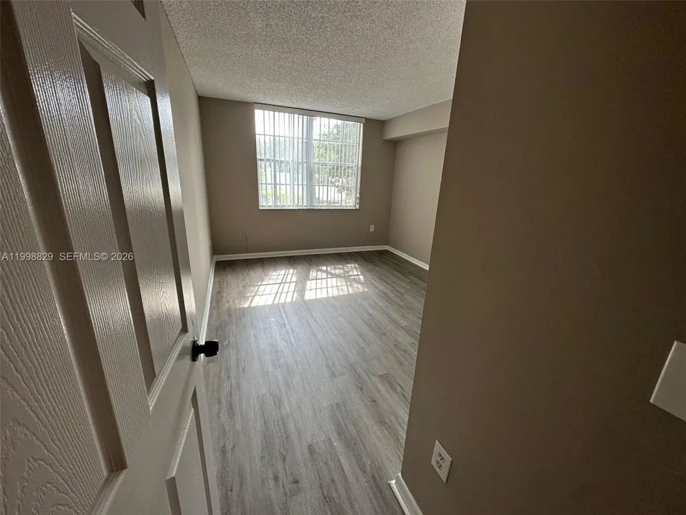 3113 Clint Moore Rd #103 Boca Raton, FL 33496