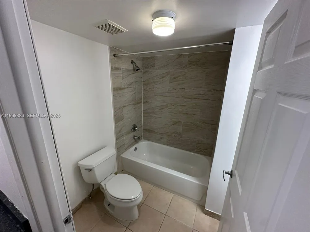3113 Clint Moore Rd #103 Boca Raton, FL 33496