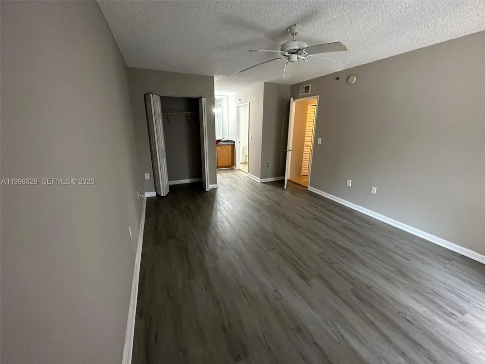 3113 Clint Moore Rd #103 Boca Raton, FL 33496