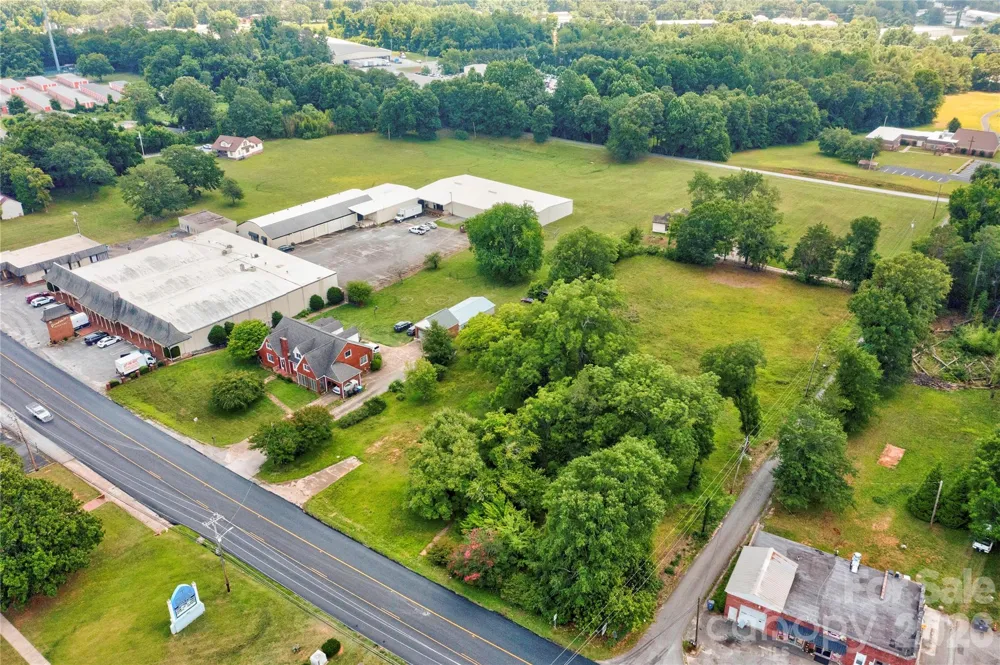 1033 W Main Street Forest City, NC 28043