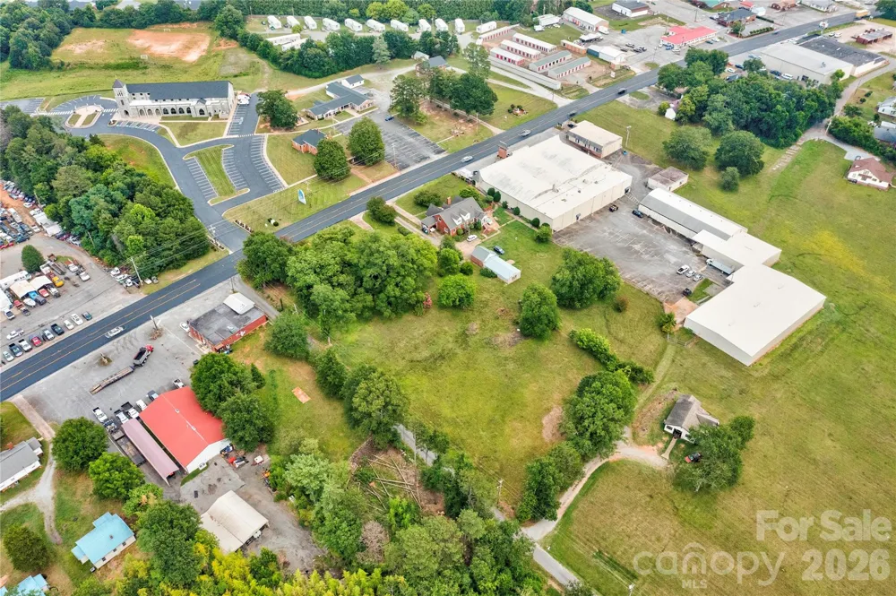 1033 W Main Street Forest City, NC 28043