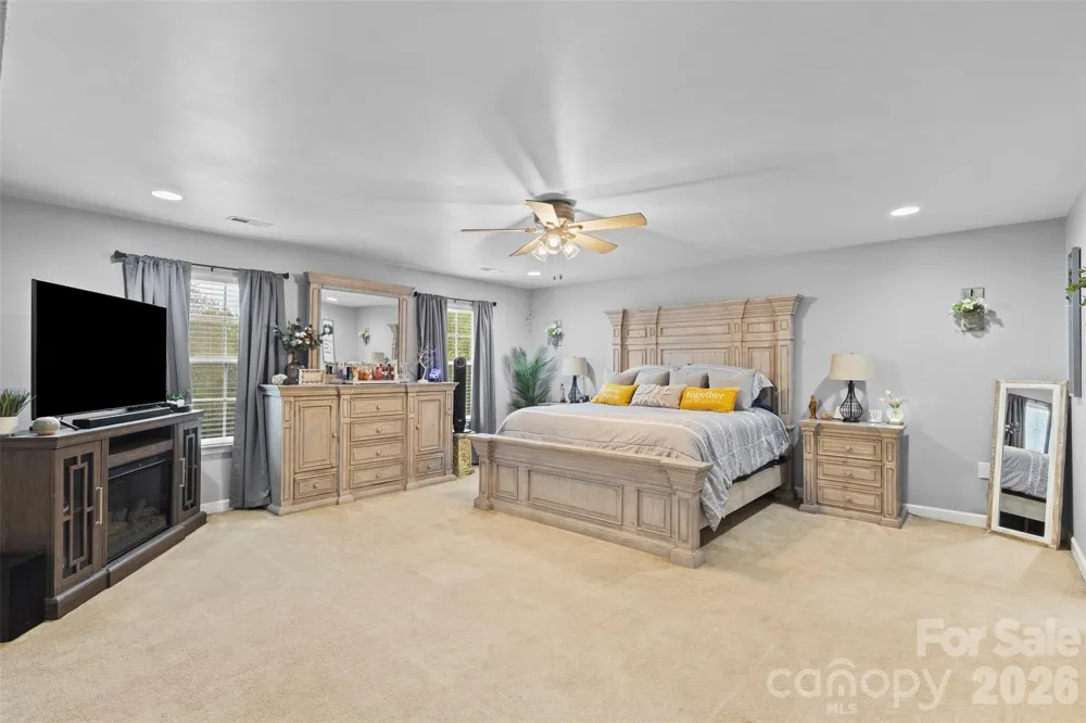 6625 Thistle Down Drive Harrisburg, NC 28075