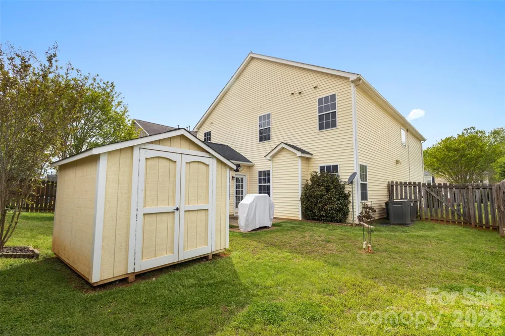 6625 Thistle Down Drive Harrisburg, NC 28075