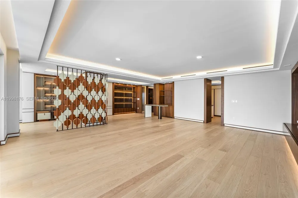 7445 Fisher Island Dr #7445 Miami Beach, FL 33109
