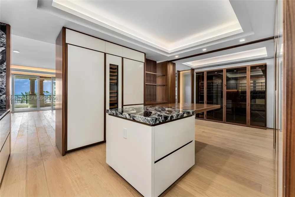7445 Fisher Island Dr #7445 Miami Beach, FL 33109