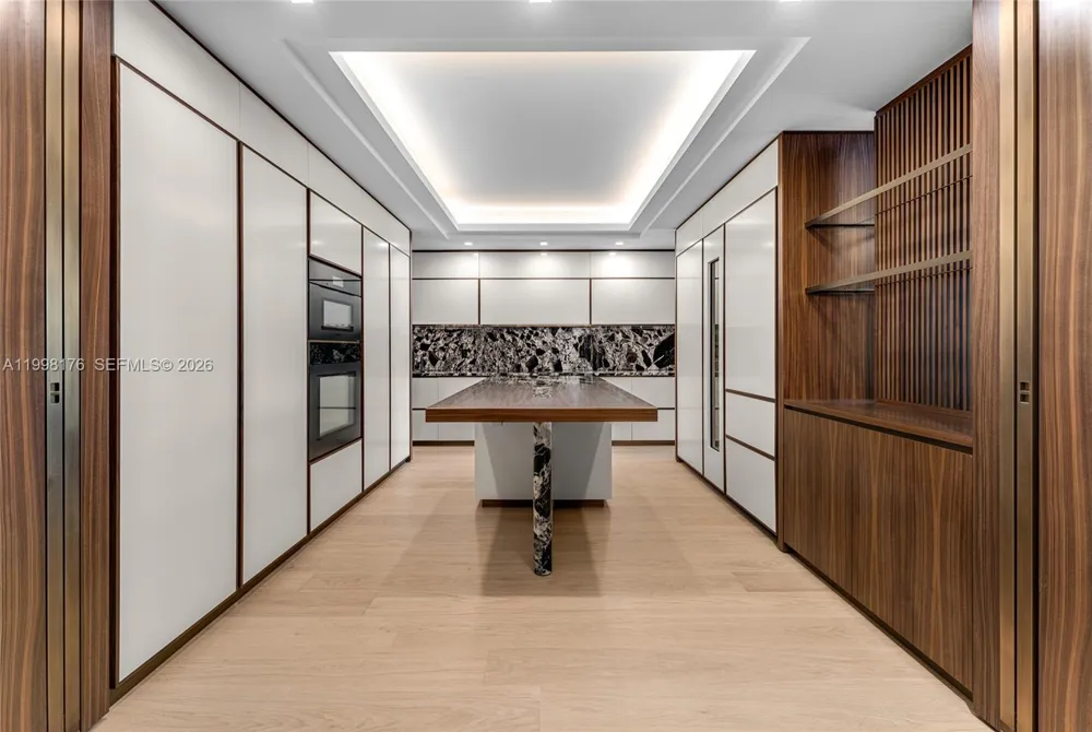 7445 Fisher Island Dr #7445 Miami Beach, FL 33109