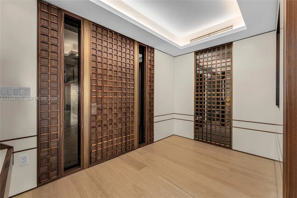 7445 Fisher Island Dr #7445 Miami Beach, FL 33109