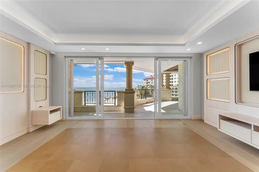 7445 Fisher Island Dr #7445 Miami Beach, FL 33109