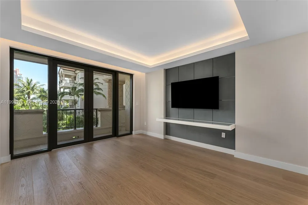 7445 Fisher Island Dr #7445 Miami Beach, FL 33109