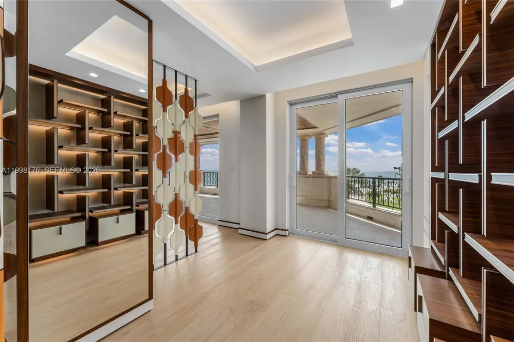 7445 Fisher Island Dr #7445 Miami Beach, FL 33109