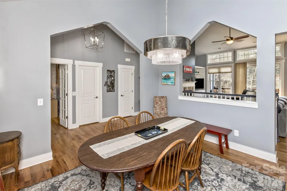 37 Creekside View Drive Asheville, NC 28804