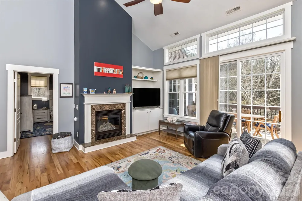 37 Creekside View Drive Asheville, NC 28804