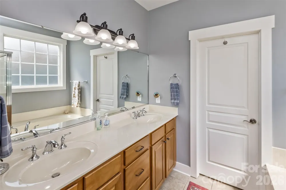 37 Creekside View Drive Asheville, NC 28804