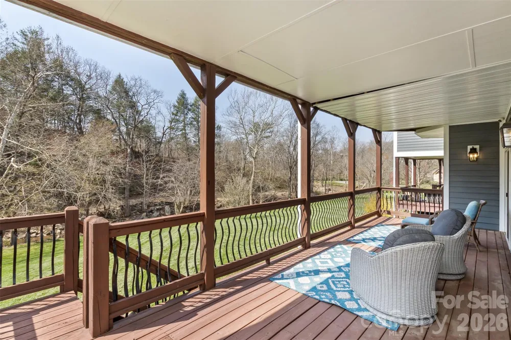 37 Creekside View Drive Asheville, NC 28804