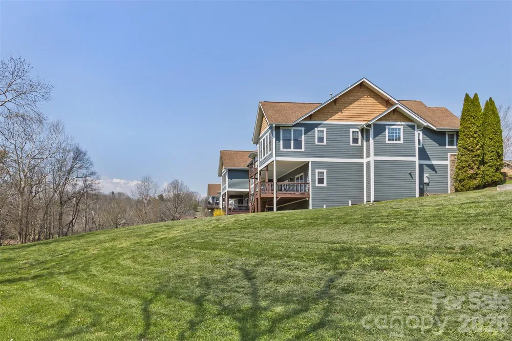 37 Creekside View Drive Asheville, NC 28804