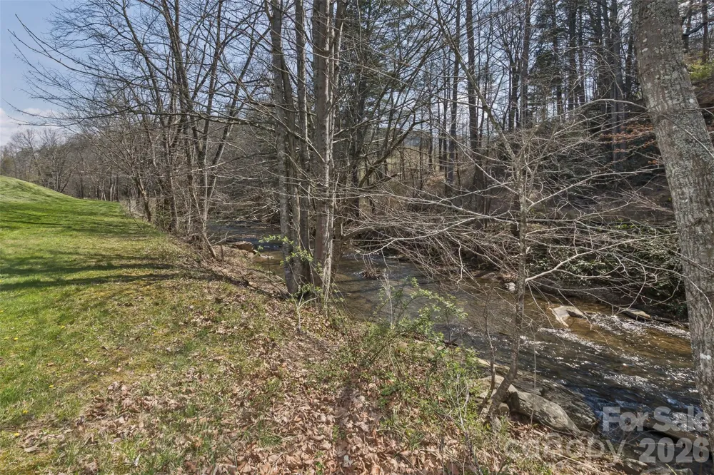 37 Creekside View Drive Asheville, NC 28804