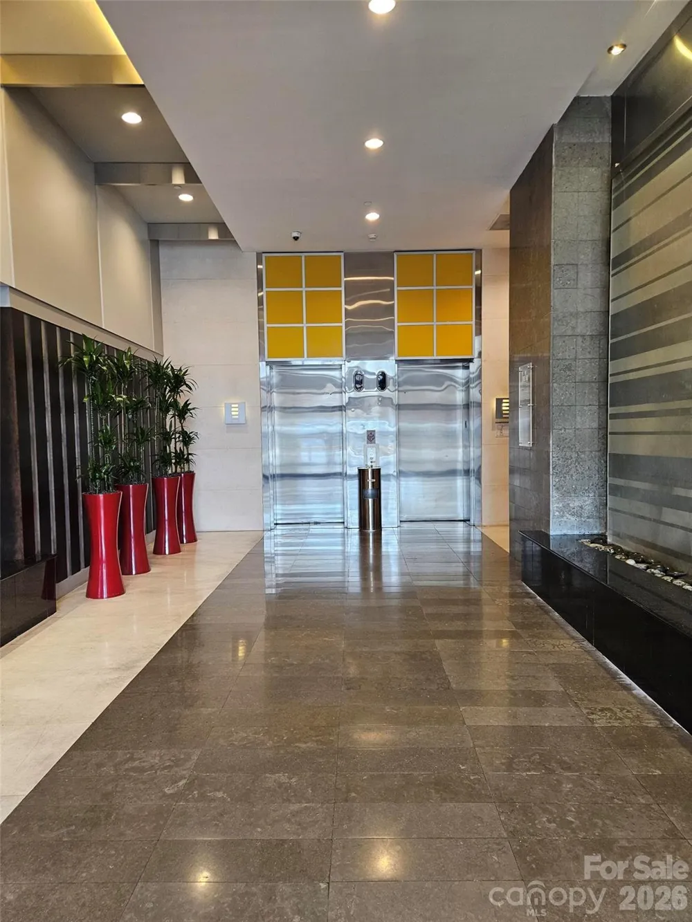 333 W Trade Street #1202 Charlotte, NC 28202