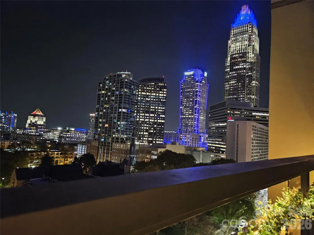 333 W Trade Street #1202 Charlotte, NC 28202