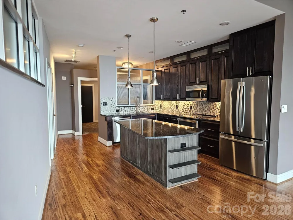 333 W Trade Street #1202 Charlotte, NC 28202