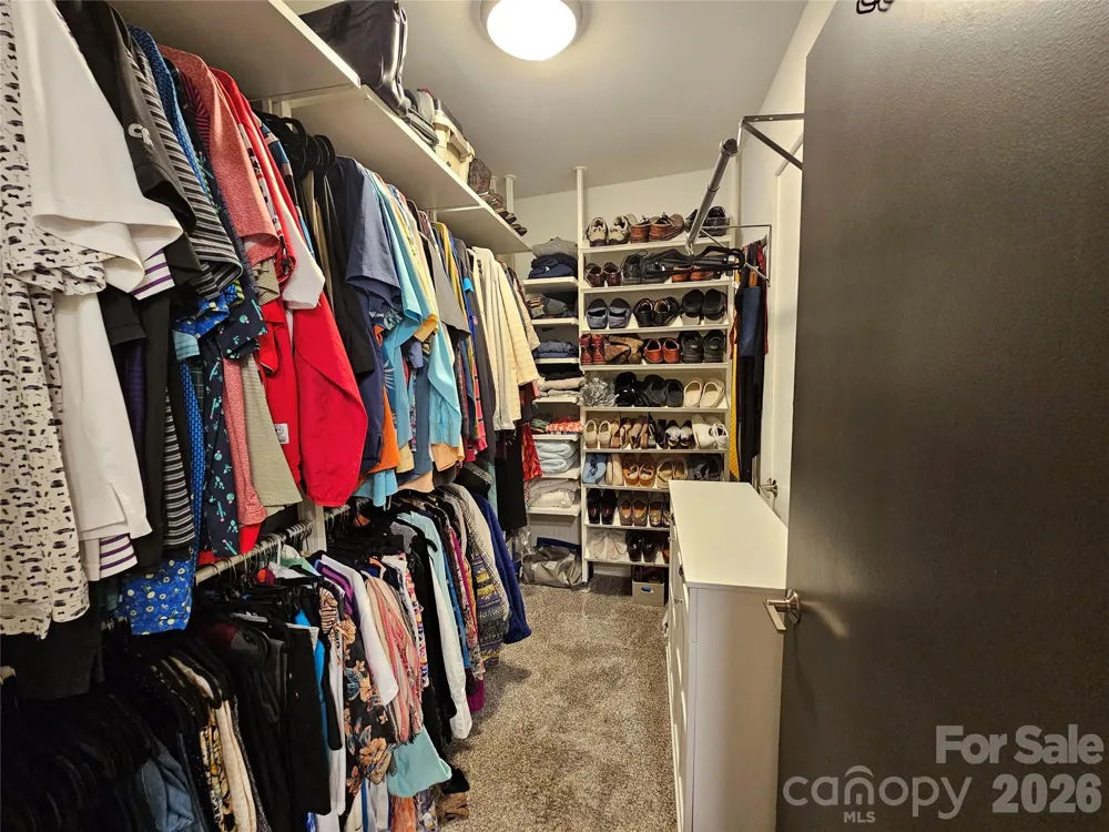 333 W Trade Street #1202 Charlotte, NC 28202