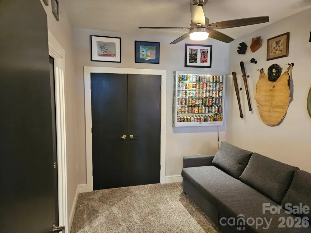 333 W Trade Street #1202 Charlotte, NC 28202