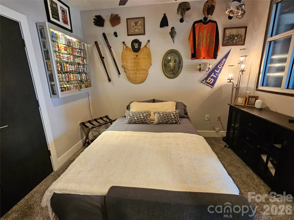 333 W Trade Street #1202 Charlotte, NC 28202
