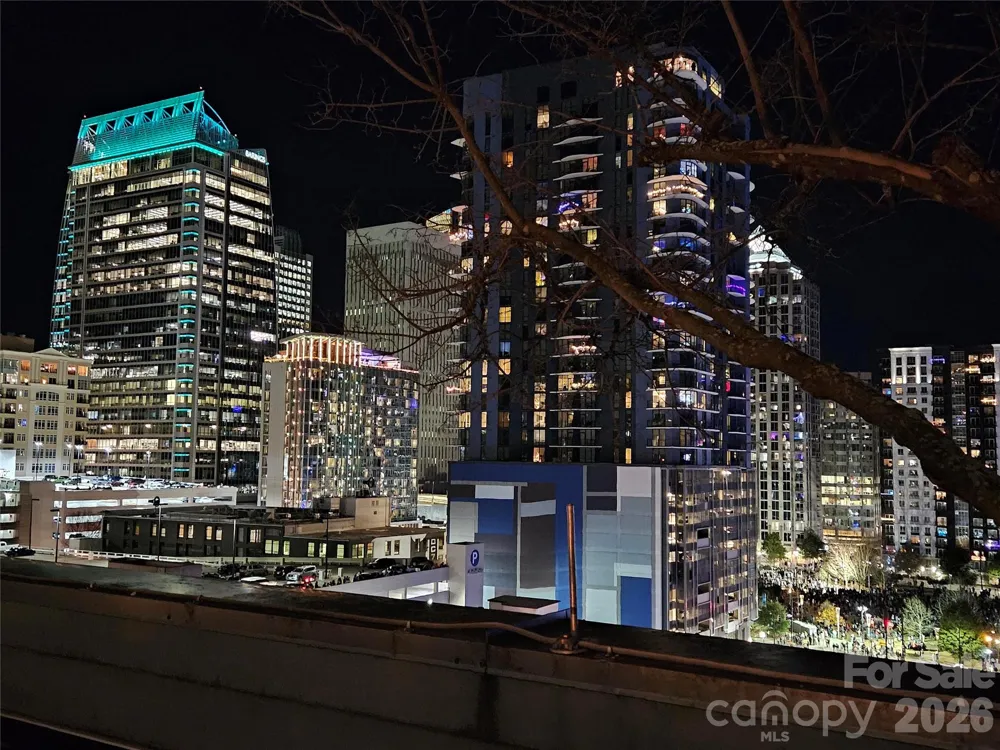 333 W Trade Street #1202 Charlotte, NC 28202