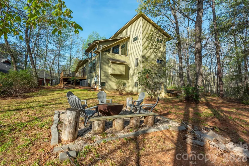 171 Wilson Court Lake Lure, NC 28746