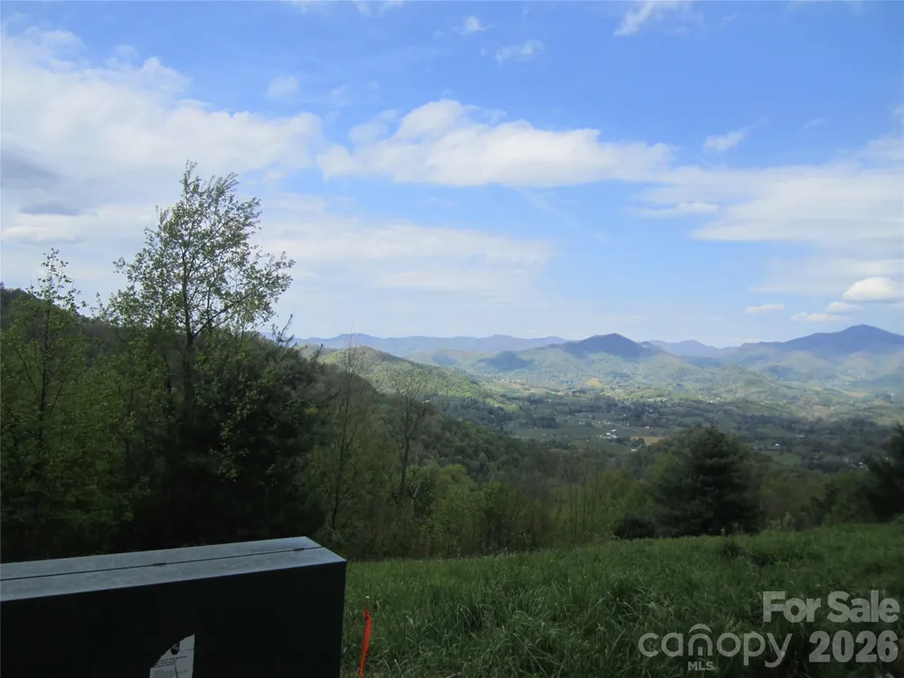 000 Signature Row Boulevard #Lot 17 Waynesville, NC 28785