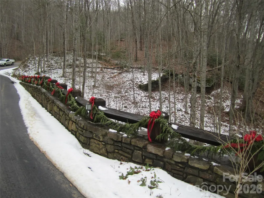 000 Signature Row Boulevard #Lot 17 Waynesville, NC 28785