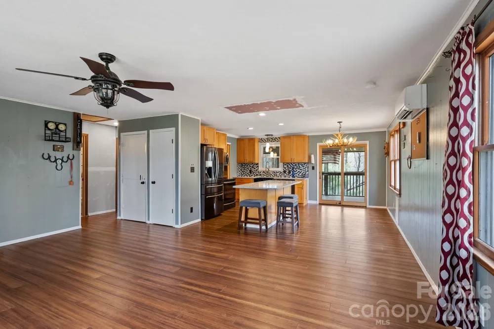 288 Willow Lane Rosman, NC 28772