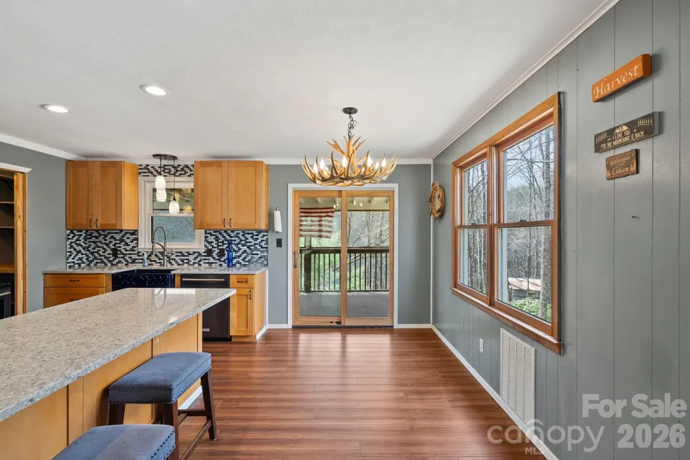 288 Willow Lane Rosman, NC 28772