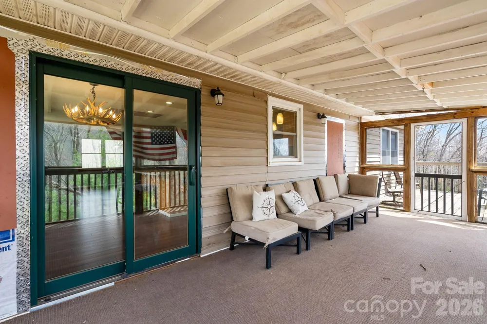 288 Willow Lane Rosman, NC 28772