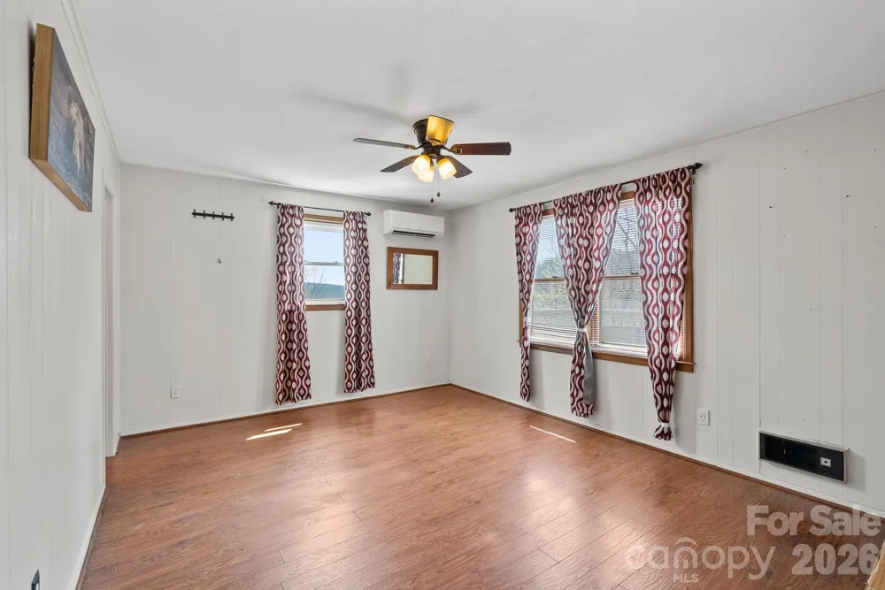 288 Willow Lane Rosman, NC 28772
