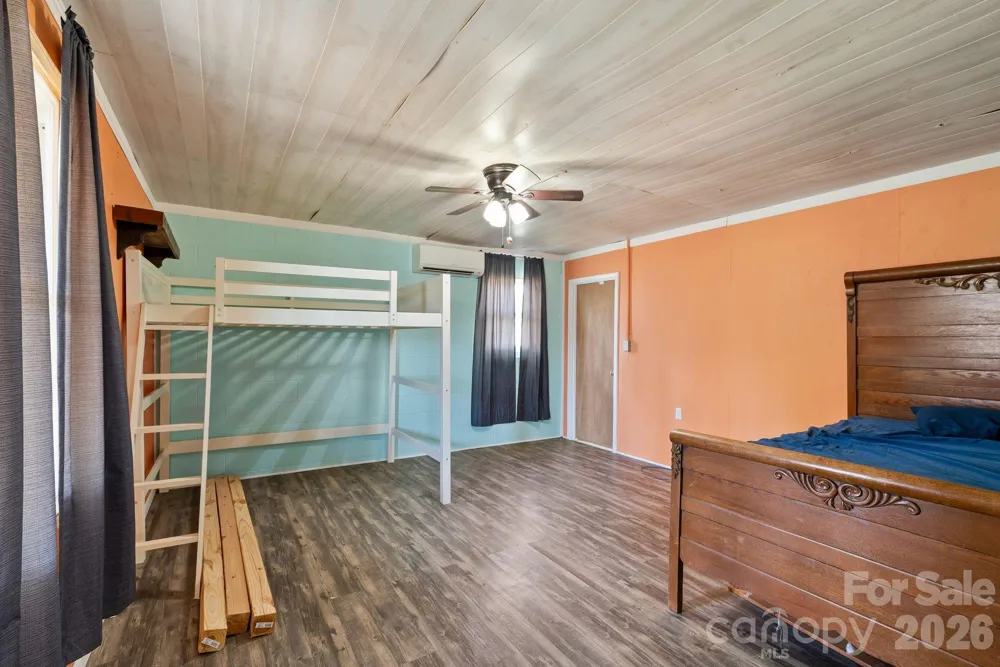 288 Willow Lane Rosman, NC 28772