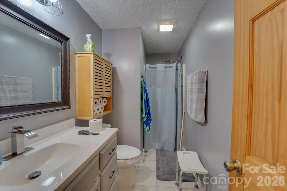 335 Icenhower Road Leicester, NC 28748